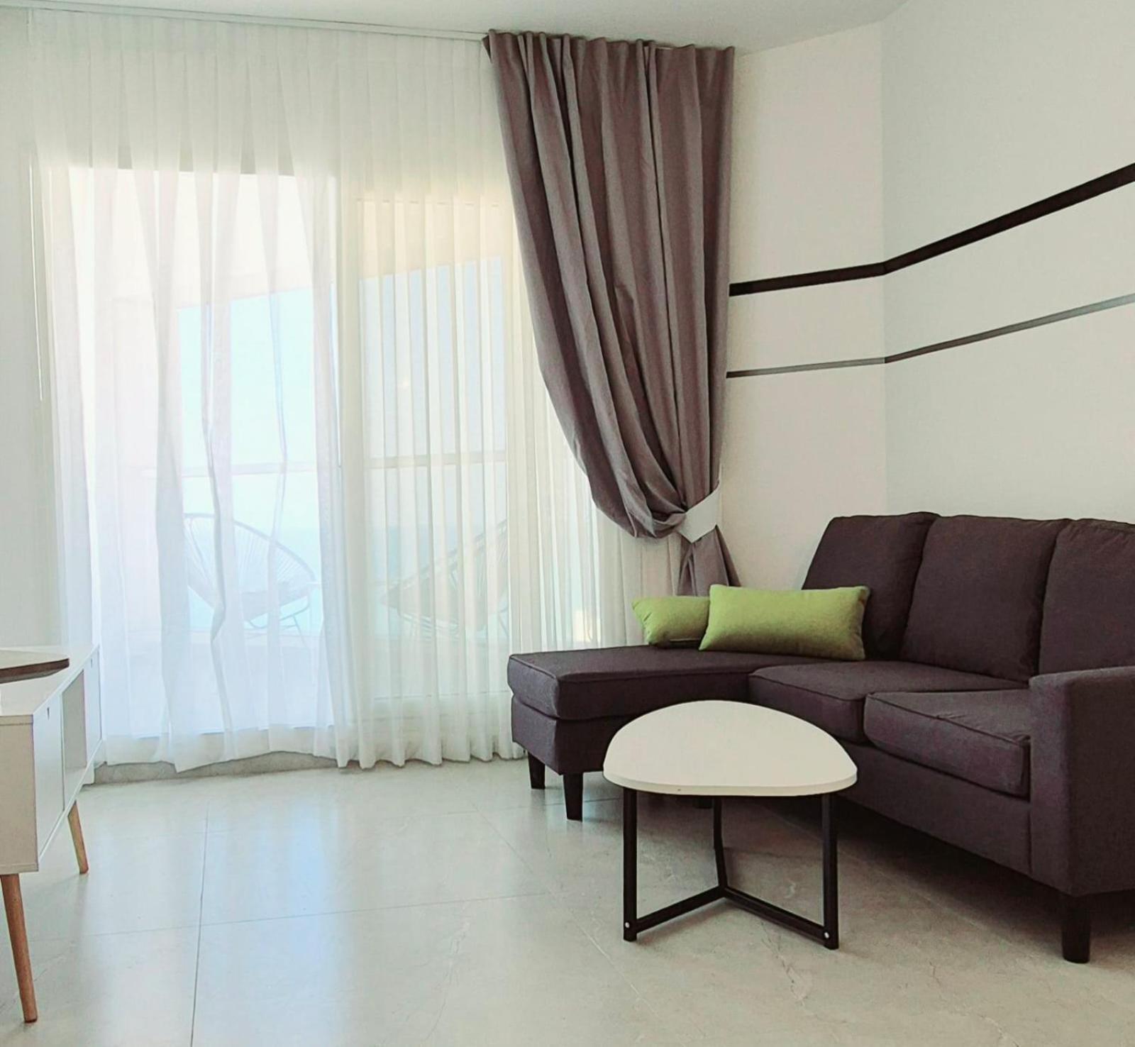 Go To Apartments In Leonardo Bat Yam Oda fotoğraf